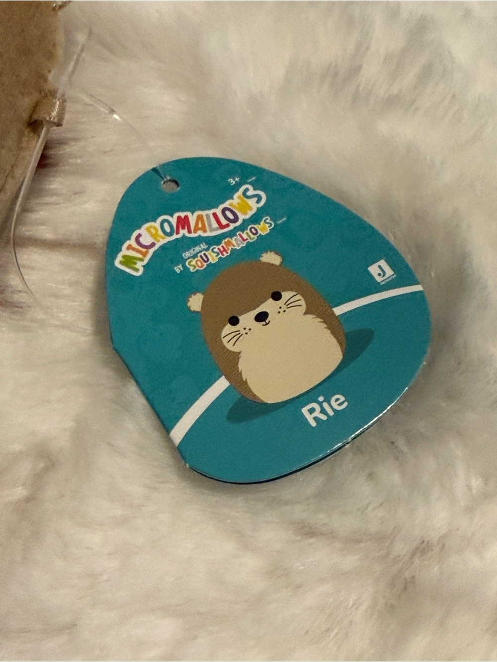 Rie the Light Brown Otter Micromallow Plush Keychain/ Bag Charm- NWT - Picture 3 of 4